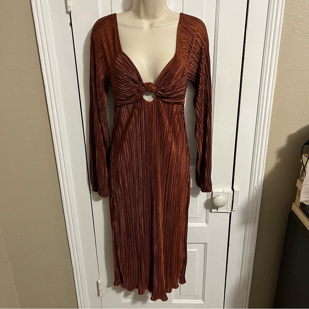 Baltic Born Amani Pleated Midi Dress Cinnamon Copper Brown Medium K2 - Picture 3 of 8